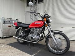 スズキ　ＧＳ４００／ＧＳ４００Ｘ　赤　逆車　輸入新規．国内未登録　ＪＥ７−０９１６−１−０Ｑ０９７．