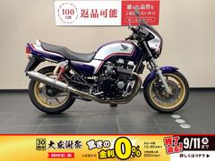 ホンダ　ＣＢ７５０　ビキニカウル　エンジンガード装備
