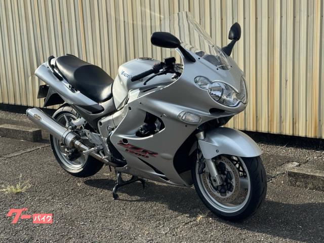 ＺＺ−Ｒ１２００　Ｓｅｃｄｅｍウィンドシールド　ＰＩＡＡヘッドライトＬＥＤ　ＯＵＴＥＸ　Ｓ／Ｏマフラー　ノーマル付属　社外ステップ