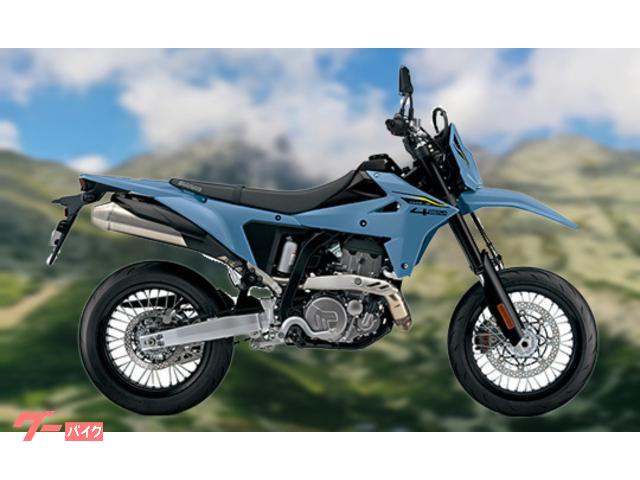 ＤＲ−Ｚ４ＳＭ　Ｓ．Ｉ．Ｒ．Ｓ．　ＡＢＳ　ワイヤースポークホイール　ヘルメットホルダー