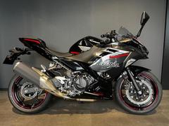 カワサキ　Ｎｉｎｊａ　４００　２０２５年モデル　メタリックスパークブラック