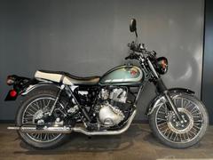 カワサキ　Ｗ２３０　２０２６年モデル　メタリックマットダークグリーン