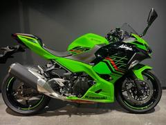 カワサキ　Ｎｉｎｊａ　４００　ＫＲＴ　ＥＤＩＴＩＯＮ　　認定中古車　純正ＥＴＣ２．０　ローダウン