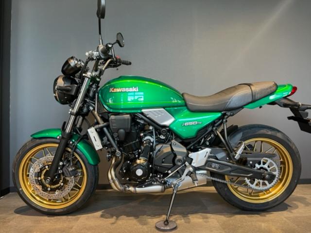 カワサキ Ｚ６５０ＲＳ キャンディエメラルドグリーン｜カワサキ