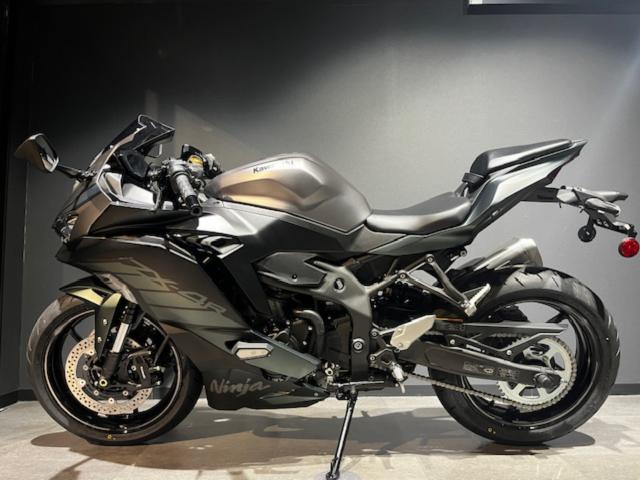 カワサキ Ninja ZX－4R SE 2025年モデル