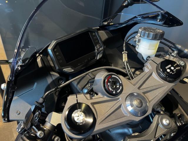 カワサキ Ninja ZX－6R 2025年モデル エボニー