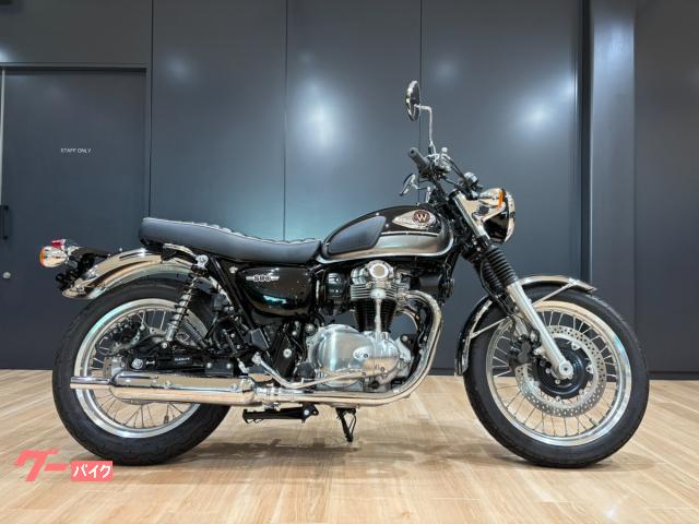 Ｗ８００