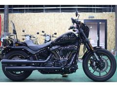 ＨＡＲＬＥＹ−ＤＡＶＩＤＳＯＮ　ＦＸＬＲＳ　ソフテイル　ローライダーＳ　ワンオーナー　カスタム多数　ガレージ保管　キャスト　後期　２人乗り登録　Ｍブラック　ＡＢＳ