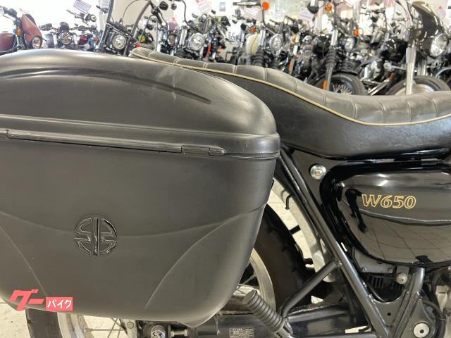 カワサキ W650 キャブ車 社外マフラー エンジンガード