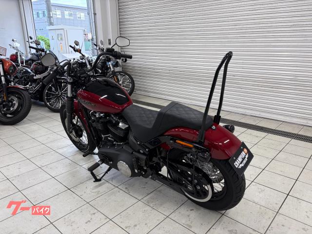 ストリートボブFXBB シート　サドルマン サドルマン□ステップアップシート スムースブラック 【18-22年