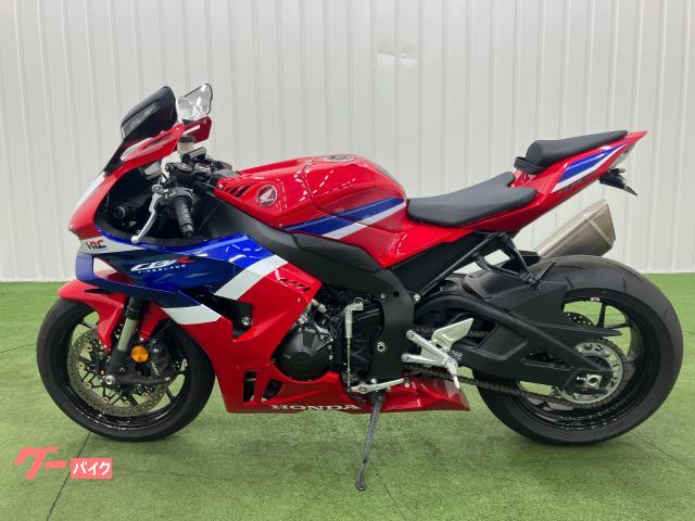 Honda CBR1000RR-R LED USB ABS ETC2.0 2024 — миниатюра 4