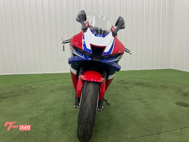 Honda CBR1000RR-R LED USB ABS ETC2.0 2024 — миниатюра 6
