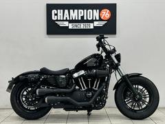 ＨＡＲＬＥＹ−ＤＡＶＩＤＳＯＮ　ＸＬ１２００Ｘ　フォーティエイト　バンスミニグレネードマフラー・エアクリ　カスタムハンドル　ＬＥＤヘッドライト　社外サイドケース