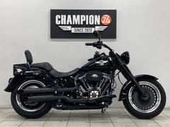 ＨＡＲＬＥＹ−ＤＡＶＩＤＳＯＮ　ＦＬＳＴＦＢＳ　ファットボーイＳ　社外サイレンサー　カスタムワイドハンドル　シーシーバー・リアキャリア　ＬＥＤヘッド　ＥＴＣ