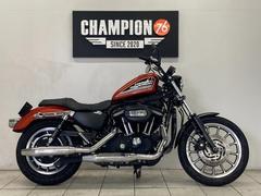 ＨＡＲＬＥＹ−ＤＡＶＩＤＳＯＮ　ＸＬ８８３Ｒ　ノーマルマフラー　エンジンガード　社外ＬＥＤウィンカー　スカルカスタム多数　サドルバックステー　ＳＥプラグコード