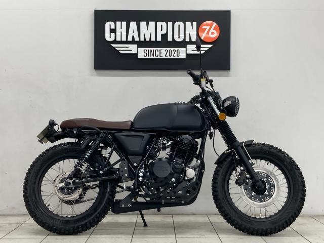 ＭＵＴＴ アキタ２５０ ニューモデル 令和６年モデル フルノーマル車 ＡＢＳ｜ＣＨＡＭＰＩＯＮ７６ 東海名和店｜新車・中古バイクなら【グーバイク】