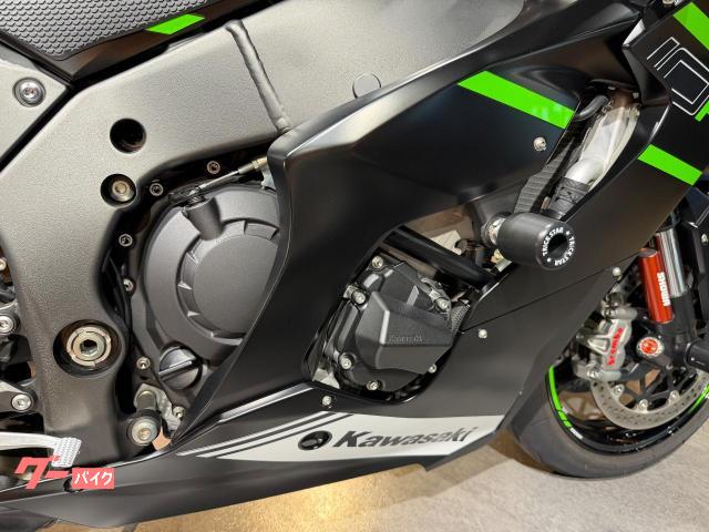 10万円以上です。電話関係の電材です。 カワサキ Ninja ZX－10R 2021年