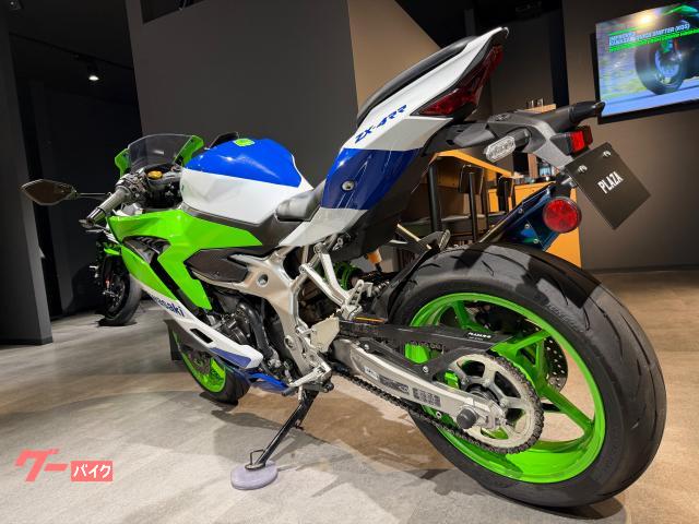 【hiro様】専用・青CC/緑、各360g≪フォロー＆リピート割特価≫ カワサキ Ninja ZX－4RR 40周年記念モデル ETC