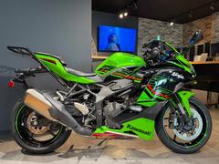 Kawasaki ZX-25R前後タイヤ交換（CHAMPION76 尾張旭店の作業