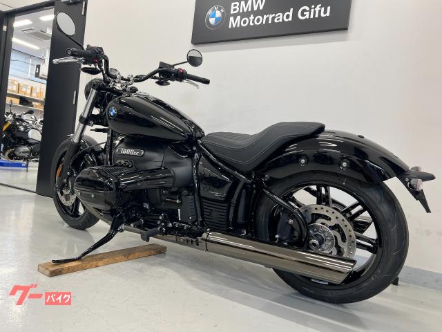 BMW R18 CUSTOMシングルシート ブラック BMW R18 CUSTOMシングルシート ブラック