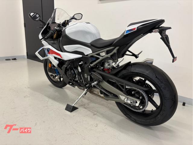BMW S1000RR M BMW M M M M 2026 — миниатюра 4