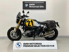 ＢＭＷ　Ｒ　ｎｉｎｅ　Ｔ　　ＢＭＷ認定中古車保証１年付き　２眼メーター　ＥＴＣ２．０　グリップヒーター　サイドバッグ　スクリーン