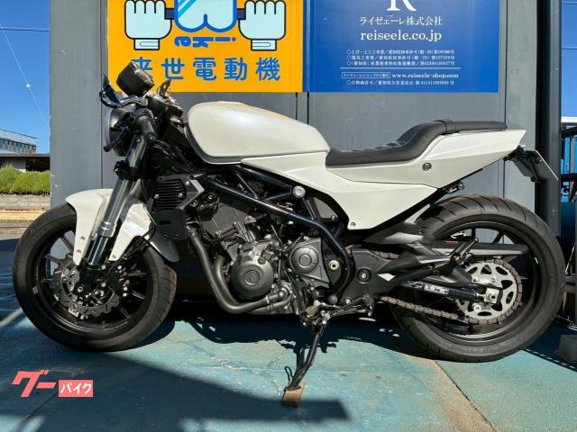 Ｘ３５０　カフェ　パールホワイト　セパハン　フェンダーレス　ケラーマン