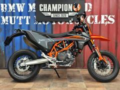 ＫＴＭ　６９０ＳＭＣ　Ｒ　ブレンボブレーキ　ＷＰサスペンション　トラクションコントロール　クイックシフター　ＡＢＳ