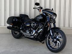 ＨＡＲＬＥＹ−ＤＡＶＩＤＳＯＮ　ＦＬＳＢ　ソフテイル　スポーツグライド　／　ビビッドブラック　／　２０２４年モデル