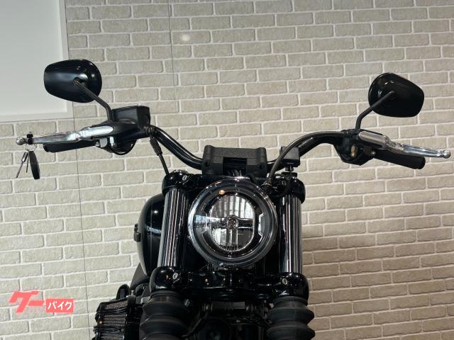 1個Y字型光沢ブラックカーボンファイバーステンレススチール 1個Y字型光沢ブラックカーボンファイバーステンレススチール