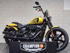 ＨＡＲＬＥＹ−ＤＡＶＩＤＳＯＮ　ＦＸＢＢＳ　ソフテイルストリートボブ１１４　フルノーマル　Ｒテールランプイカリング　２人乗り仕様　キーレス車両　デジタルメーター