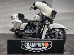 ＨＡＲＬＥＹ−ＤＡＶＩＤＳＯＮ　ＦＬＨＸＳ　ストリートグライドスペシャル　バンスマフラー　萬羽バックギア　ツアーパック　エアクリ　フォークブーツ　ＬＥＤヘッド