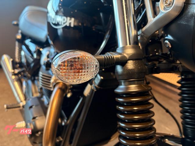 TRIUMPH 900 — миниатюра 4