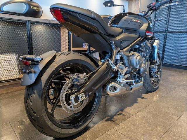 トライデント660 登録済み未使用車