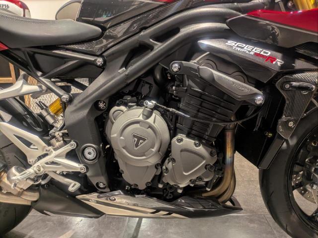 スピードトリプル1200RR 純正オプション多数！