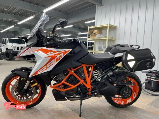 ＫＴＭ １２９０スーパーデュークＧＴ ＥＴＣ ＳＣマフラー／ＳＣ１