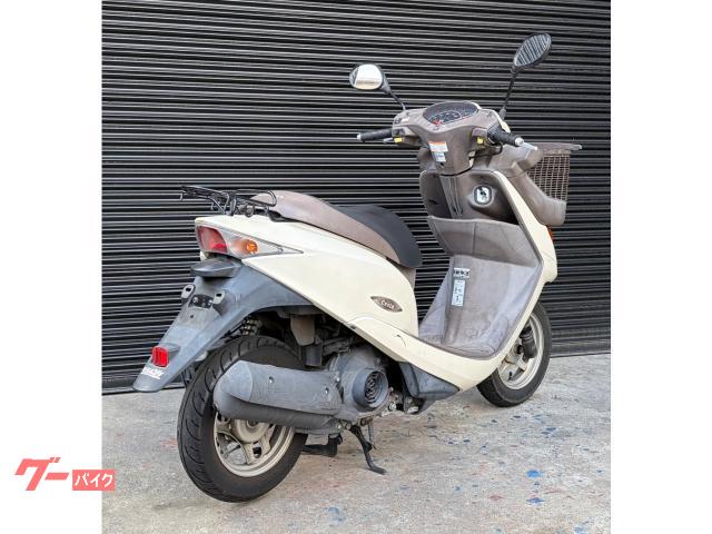 バイク屋さんで整備されたDIO チェスタ50 積載性に優れた50ccスクーター「ディオ チェスタ」のカラーリングを