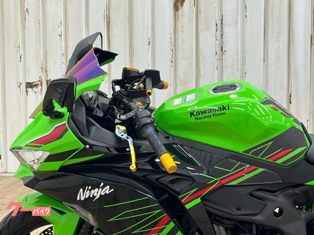 カワサキ Ninja ZX-4RR|CHAMPION76 カワサキ Ninja ZX-4RR|CHAMPION76