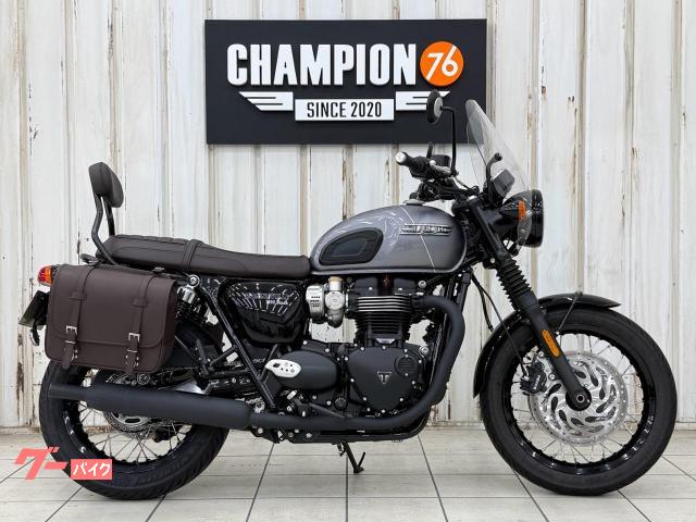 ボンネビルＴ１２０　純正バックレスト　タンデムバー　純正グリップヒーター　左右サイドバッグ　ＥＴＣ２．０　タイプＣ充電口