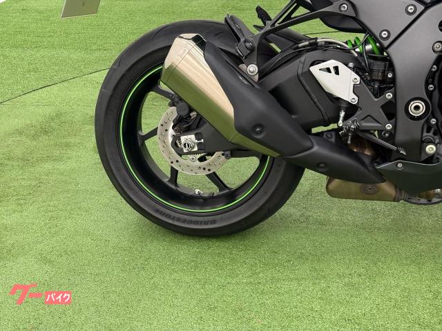 10/19掲載終了　新品未使用clane size2 カワサキ（KAWASAKI）2019年 Ninja ZX-10R・マイナーチェンジの