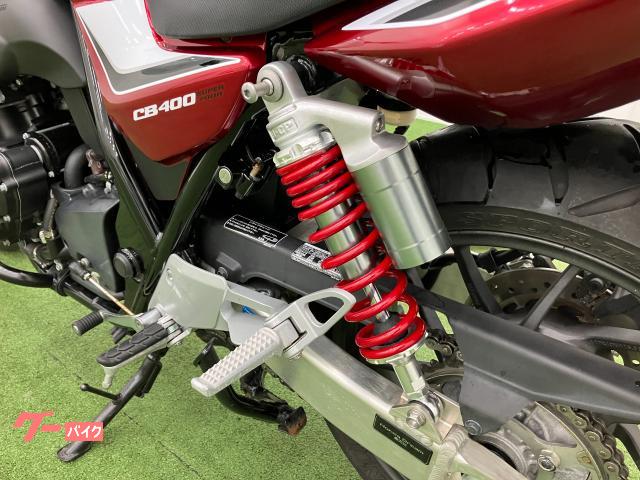NO.5656　ＣＢ４００Ｓｕｐｅｒ　Ｆｏｕｒ　水冷４サイクル４気筒エンジン　メッキショート管　エナメルタックロールシート　レッド　☆彡 NO.5656 CB400Super Four 水冷4サイクル4気筒エンジン