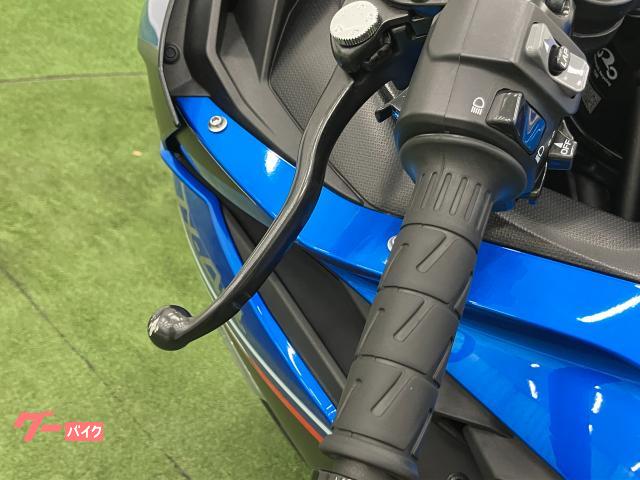 カワサキ Ninja ZX－4R SE 水冷4気筒 クイックシフター