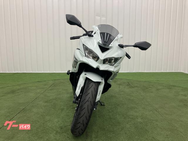 カワサキ Ninja ZX－4R SE 純正マフラー クイックシフター
