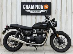 ＴＲＩＵＭＰＨ　スピードツイン９００　グリップヒーター　ヘルメットホルダー　ヘルメットホルダーキー２本　ＥＴＣ２．０　ＵＳＢ　グリップヒーター