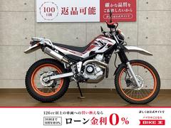 ヤマハ　セロー２５０　２０１７年モデル　パワーボックス　パフォーマンスダンパー　リアキャリア　装備