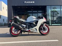 カワサキ　Ｎｉｎｊａ　ＺＸ−６Ｒ