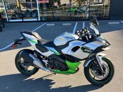 カワサキ　Ｎｉｎｊａ　７　Ｈｙｂｒｉｄ