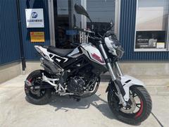ＢＥＮＥＬＬＩ　ＴＮＴ１２５　最新モデル　フェンダーレス　ＬＥＤヘッドライト