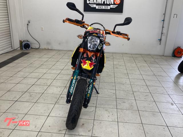 ＫＴＭ ６９０ＳＭＣ Ｒ デカール ＳＣマフラー ＥＴＣ