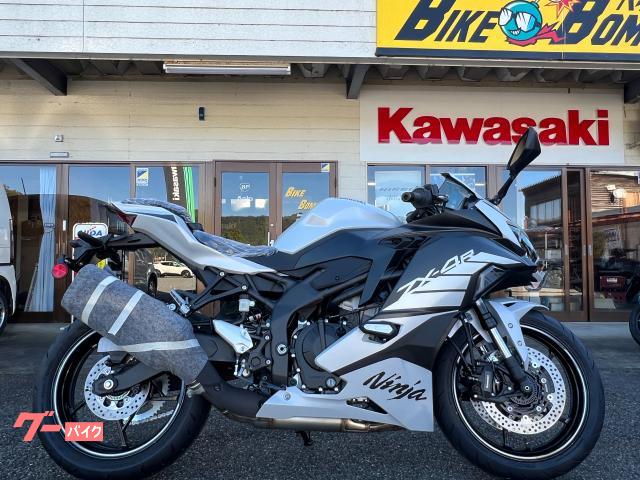 免許取得応援キャンペーン対象車輌。２０２５モデル　Ｎｉｎｊａ　ＺＸ−４Ｒ　ＳＥ